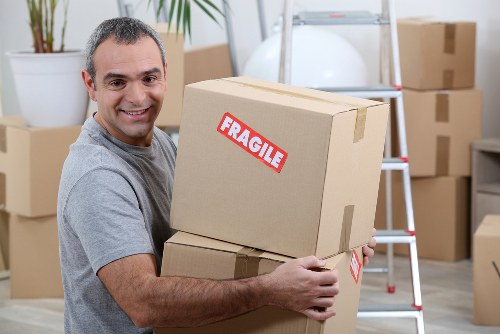 Short-term storage facility in Newbarnet with secure unit access