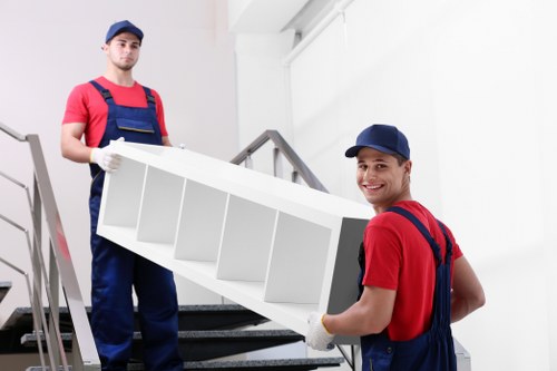 Professional packing services in Newbarnet for a smooth home move